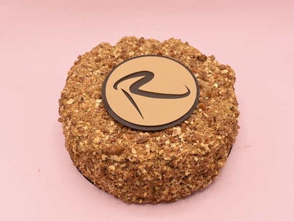 Nougatinetaart bevroren