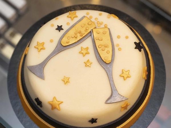 Glitter Champagnegl.-taart KLEIN